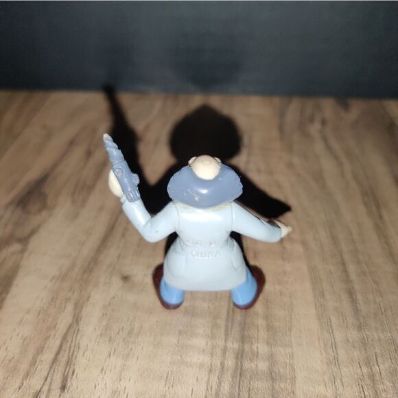 Dr Willy 1995 Collectible Capcom Mini Action Figure PVC Toy Bandai Mega Man - Picture 5 of 9